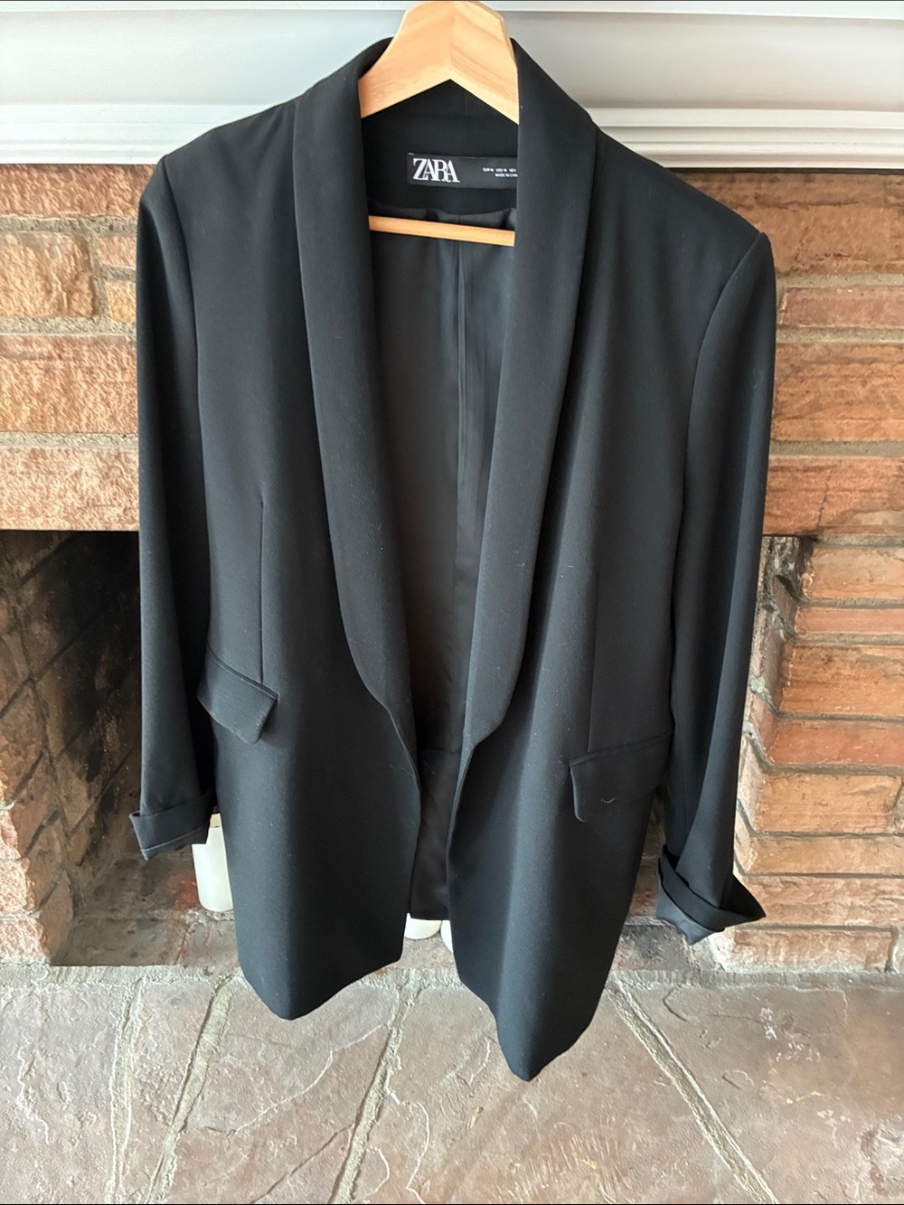 Tuxedo blazer 
Zara